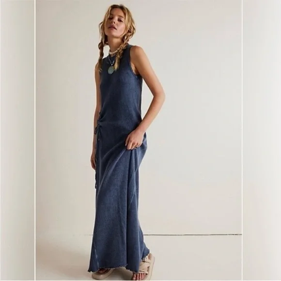 Free People FP One Natasha
Sleeveless Midi dress - Picture 4 of 9